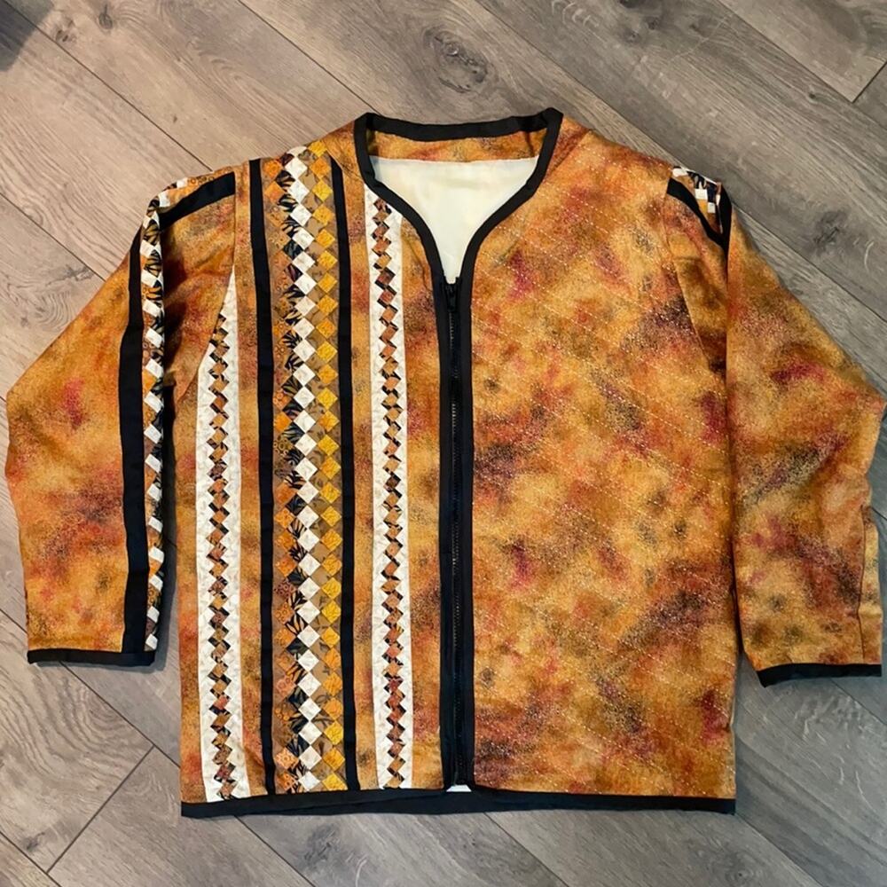 Beautiful Vintage Quilted Zip Up Jacket